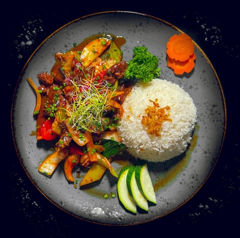 Beef with Vegetables Szechuan-style